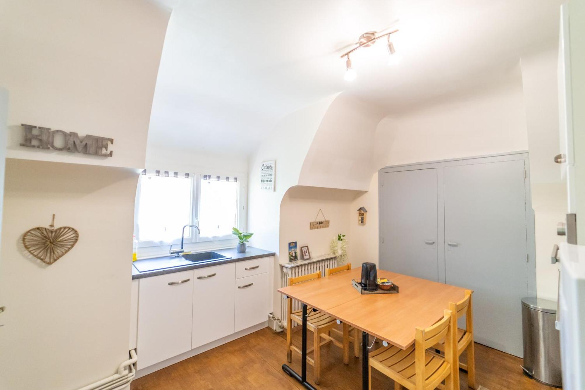 Appart 4 Chambres Parking Voitures Velos 10Min Blois Dış mekan fotoğraf