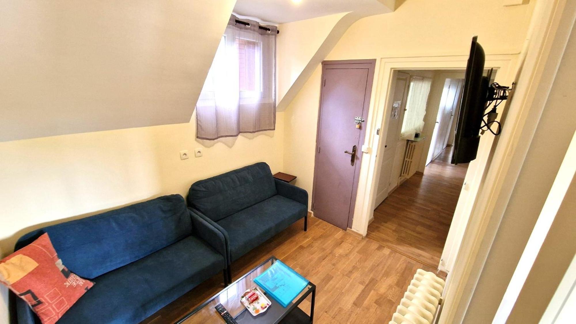 Appart 4 Chambres Parking Voitures Velos 10Min Blois Dış mekan fotoğraf